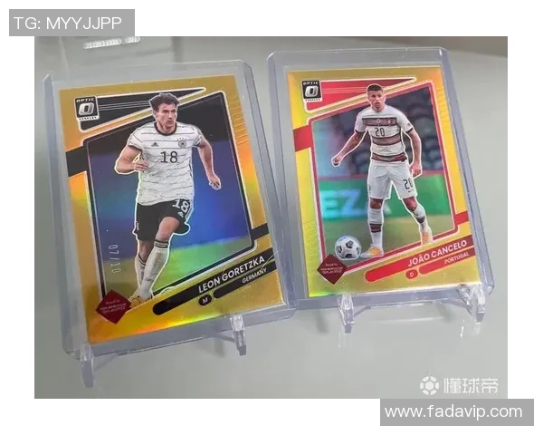 足球三重奏球星卡全新系列发布,揭秘最强球员组合与收藏价值 足球三重奏球星卡全新系列发布,揭秘最强球员组合与收藏价值