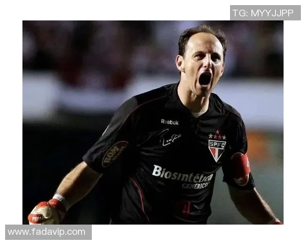 足球沙雕球星高清图片合集展现足坛幽默与创意的趣味瞬间 足球沙雕球星高清图片合集展现足坛幽默与创意的趣味瞬间